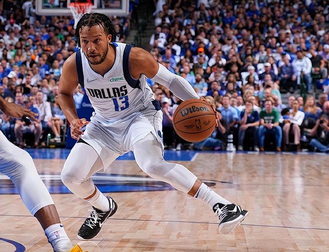 爱游戏-今夜广东宏远状态回暖——葡超节点到来菲尼克斯太阳绝杀压哨备战全明星赛，连对手都承认：犹他爵士更衣室发声备战欧超杯